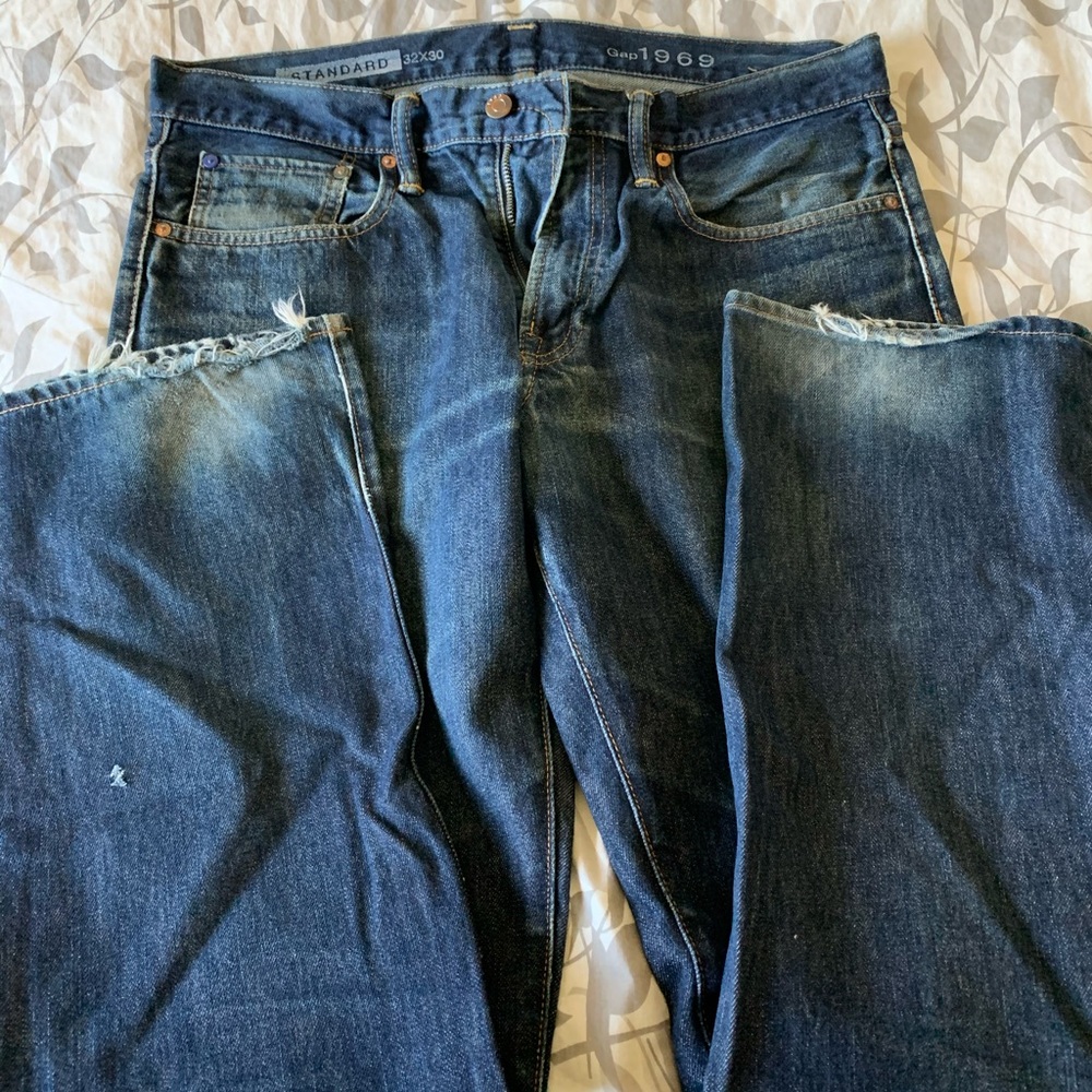 AMAZING CONDITION MENS GAP JEANS